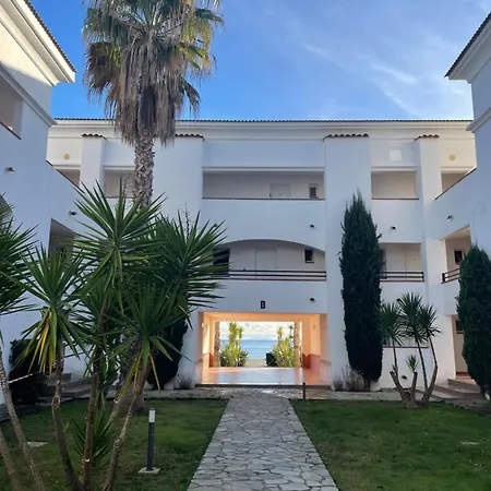 Entre Et Montagne サン・ニコラオ