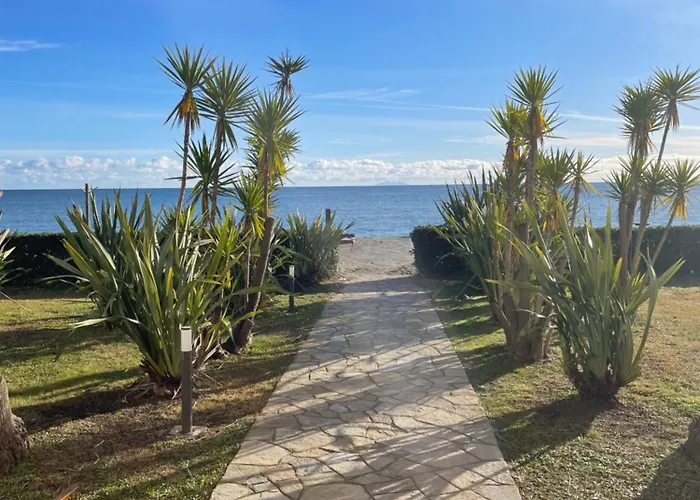 Entre Et Montagne サン・ニコラオ